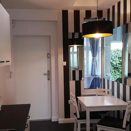 1st Class Apartment